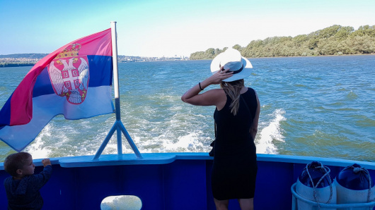 Дунав на свом току нуди прегршт атракција и било је право уживање пловити по њему.