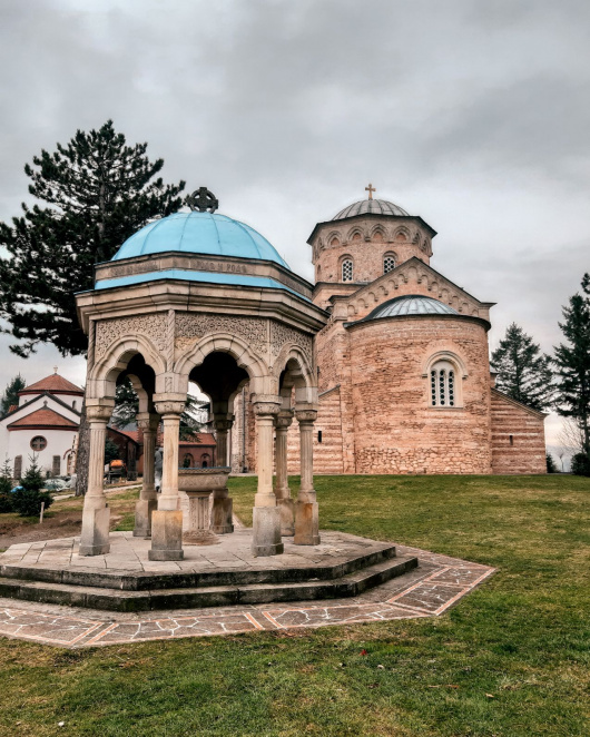 Реконстуркција фасаде манастира Жиче