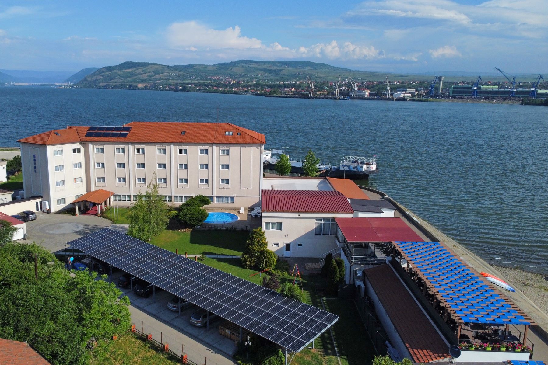 Aquastar Danube
