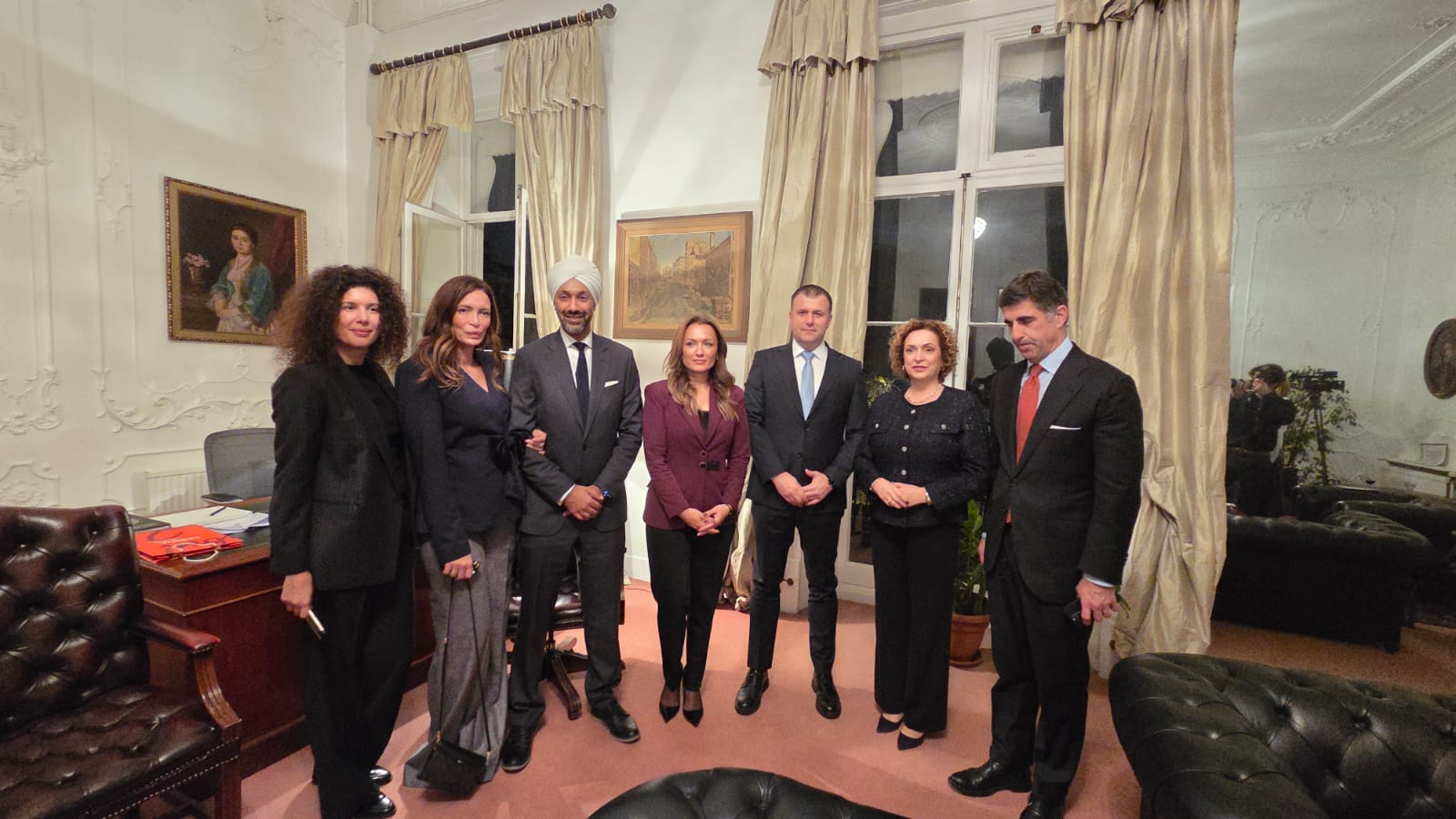 ТОС промовише туризам Србије на престижном сајму у Лондону: Лабовић и Мемић истакли значај културно-историјског наслеђа и изложбе „Експо 2027“