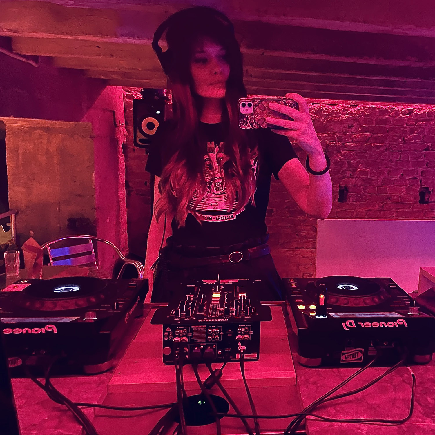 BELGRADE CLUBBING – представляет DJ МАРИНА ДЙОРДЕВИЧ