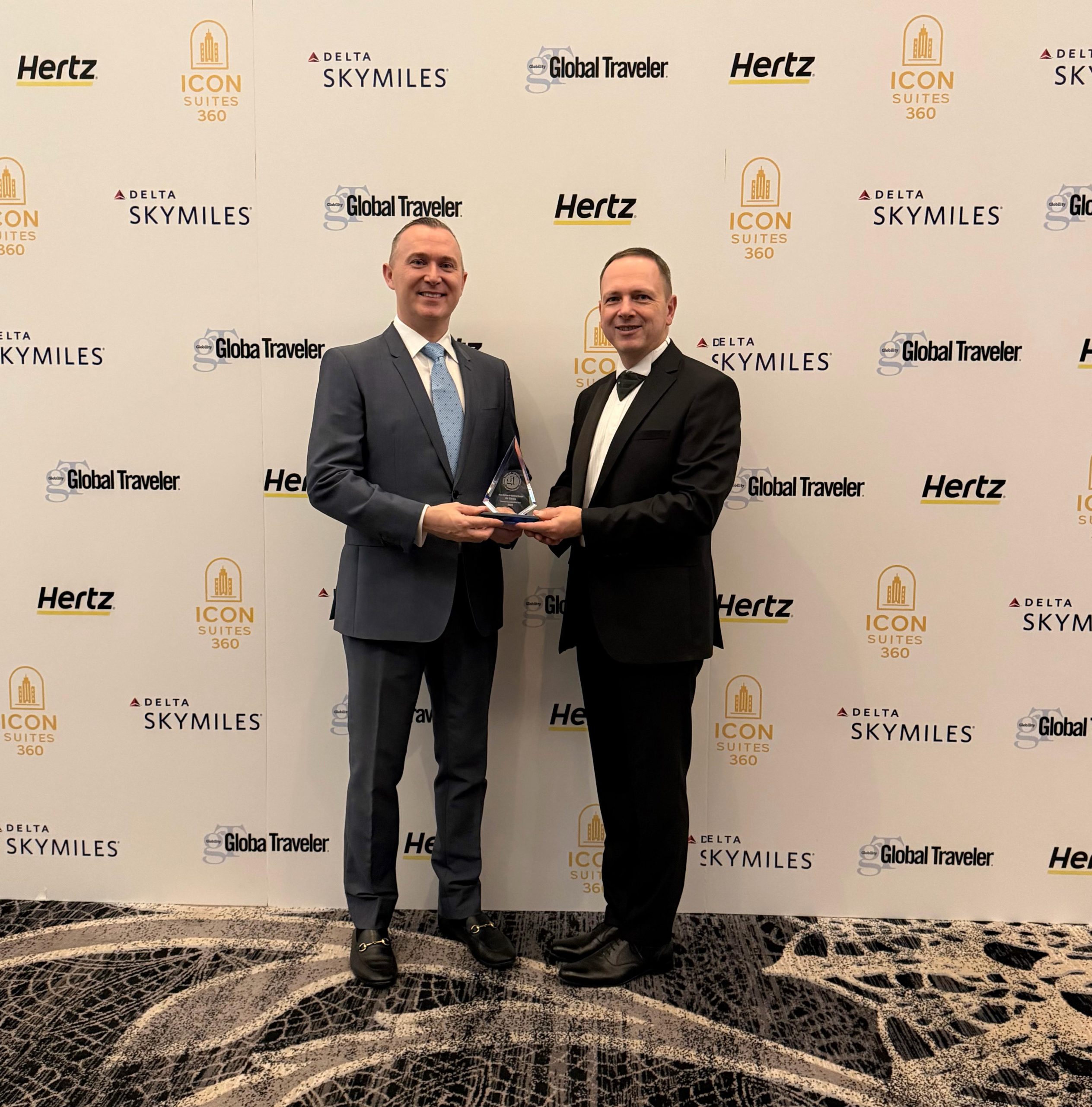 „Ер Србији“ уручено признање за најбољу авио-компанију у Источној Европи